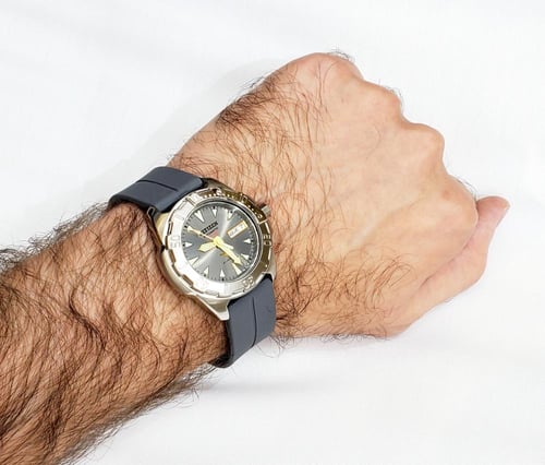 ساعة سيتيزن بيبسي اوتوماتيكية 21 جويلز ( DIVER'S )...