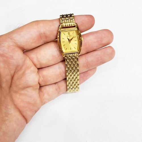 ساعة سيكو اليابانية انالوج كوارتز الرقيقة (Edg) ست...