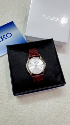 ساعة سيكو اليابانية انالوج كوارتز الرقيقة المميزة...