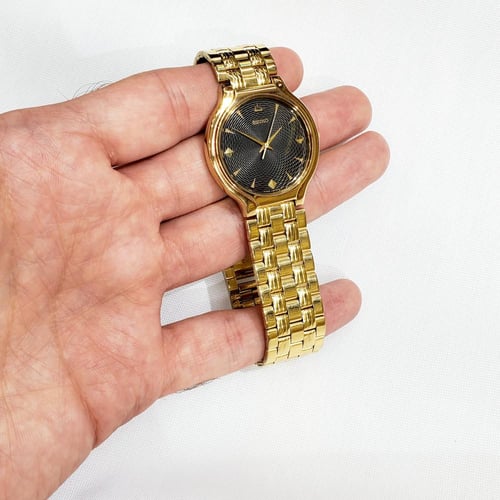 ساعة سيكو فئة لاسال اليابانية انالوج كوارتز الرقيق...