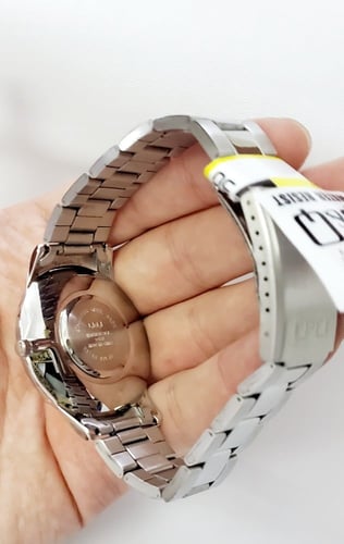 ساعة كيو آند كيو Q&Q الرقيقة كوارتز انالوج ( أرقام...