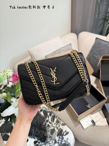 شنطة سان لوران LouLou (متوفرة بعدة الوان واحجام)