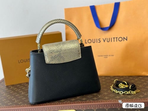 شنطة لويس فيتون كابسين ( متوفرة بعدة الوان )