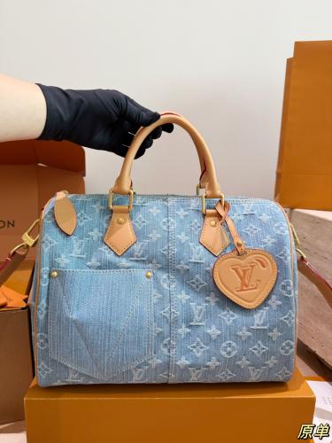 شنطة لويس فيتون سبيدي باندوليير 30 | Speedy Bandoulière 30