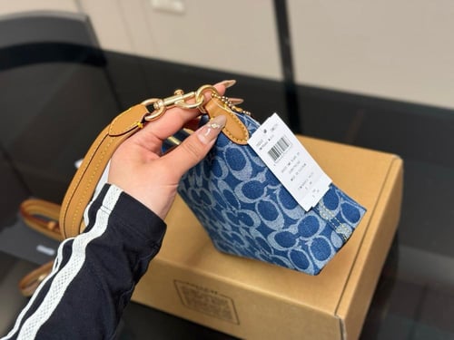 شنطة كوتش Laurel