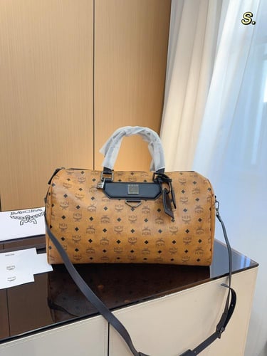 شنطة دفل 46cm ام سي ام