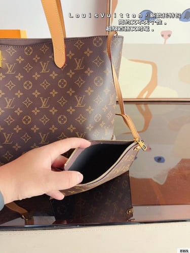 شنطة لويس فيتون