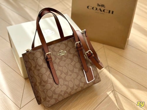 شنطة كوتش مولي