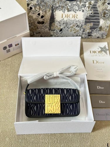 شنطة ديور Miss dior