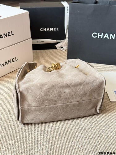 شنطة شانيل hobo مقاس 25cm