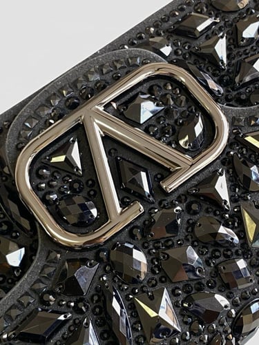 شنطة فالنتينو لوكو Loco كريستال (متوفرة بحجمين)