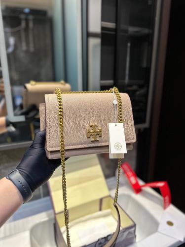 شنطة توري بورش