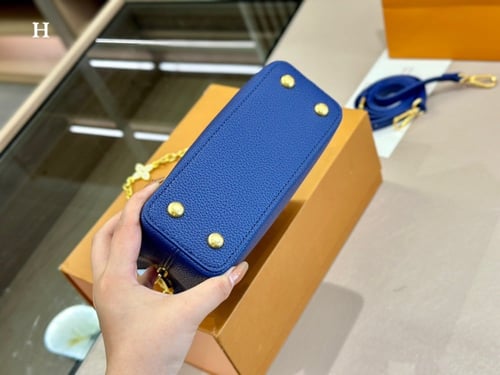 شنطة لوي فيتون كابسين ميني