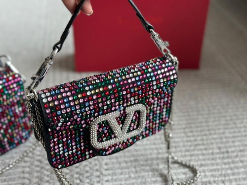 شنطة فالنتينو كريستال