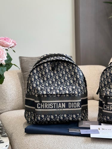 شنطة ظهر ديور Oblique (متوفرة بحجمين)