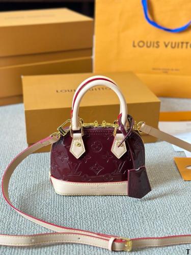 شنطة لويس فيتون ميني الما Alma