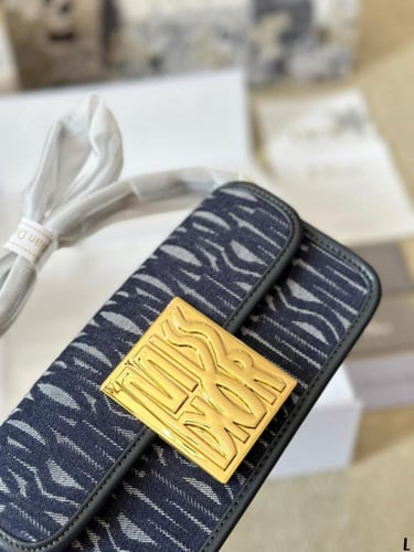 شنطة ديور Miss dior