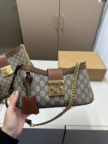 شنطة قوتشي ( متوفرة بعدة الوان واحجام )