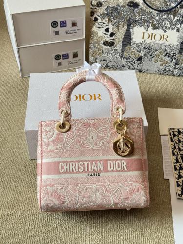 شنطة ليدي ديور Laby Dior