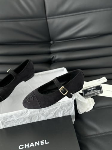 شوز فلات شانيل