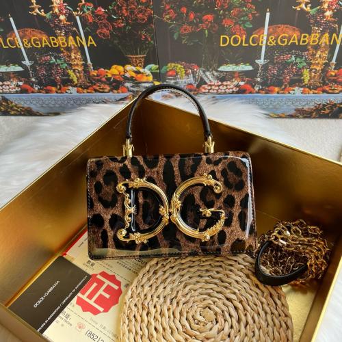 شنطة دولشي اند غابانا D&G