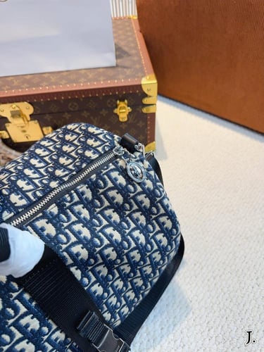 شنطة دفل 48cm ديور