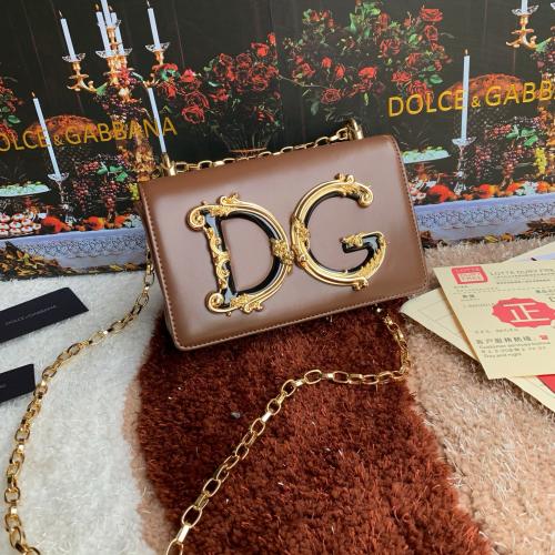 شنطة دولشي اند غابانا D&G