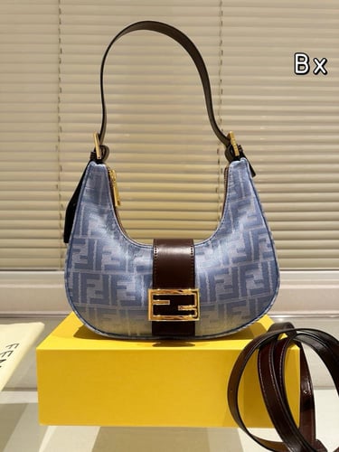 شنطة فندي ( متوفرة بعدة الوان )