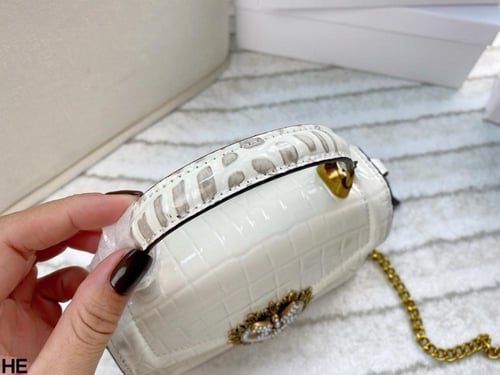 شنطة دولشي اند غابانا D&G