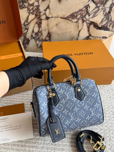 شنطة لويس فيتون سبيدي باندوليير 20 | Speedy Bandoulière 20