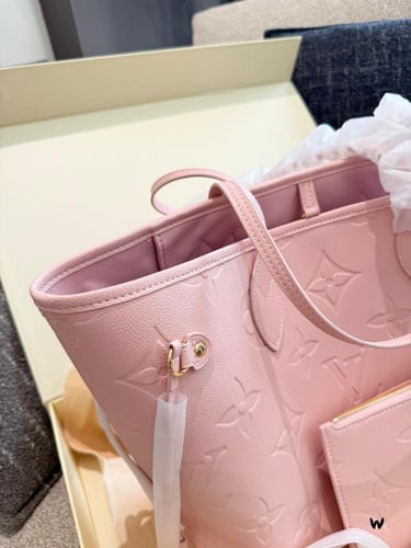 شنطة لويس فيتون Neverfull