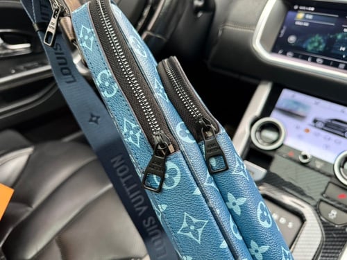 شنطة ظهر لويس فيتون Avenve