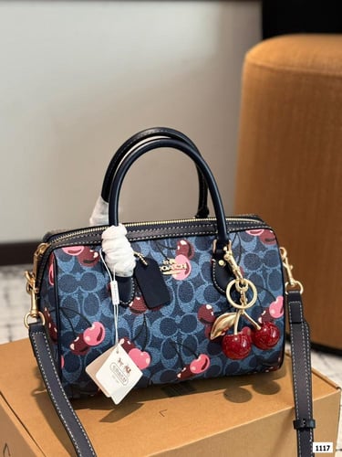 شنطة كوتش Rowan ( متوفرة بحجمين )