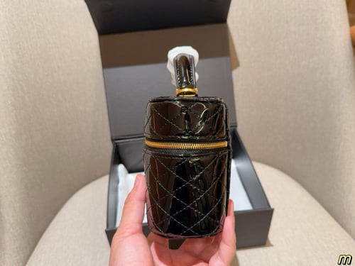 شنطة سان لوران Gaby Vanity