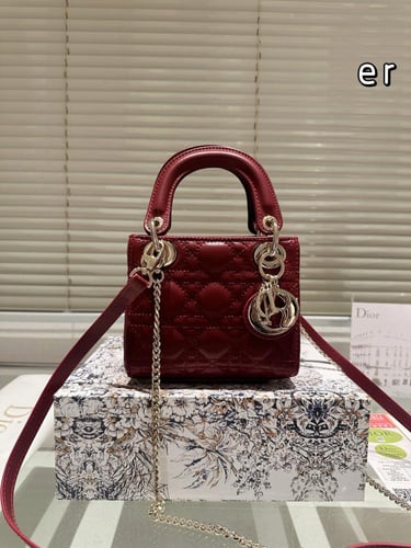 شنطة ليدي ديور لون الهاردوير شامبين 17cm Lady Dior...