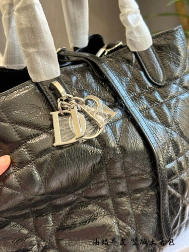 شنطة ديور Toujours (متوفرة بعدة احجام)