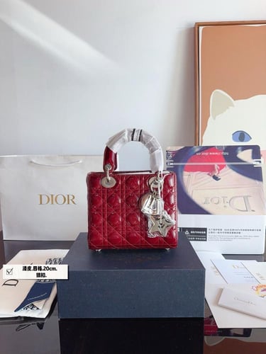 شنطة ديور Lady Dior ليدي ديور مقاس 20cm (متوفرة بع...