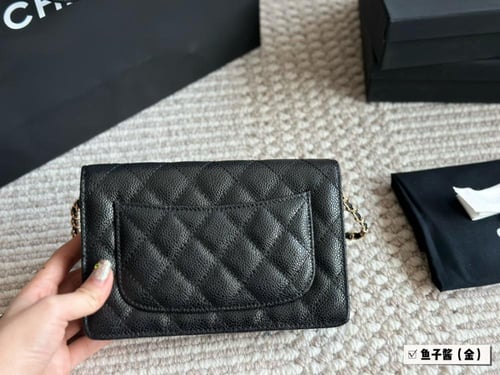 شنطة شانيل كروس