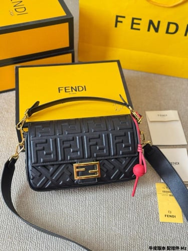 شنطة فندي باقيت Baguette