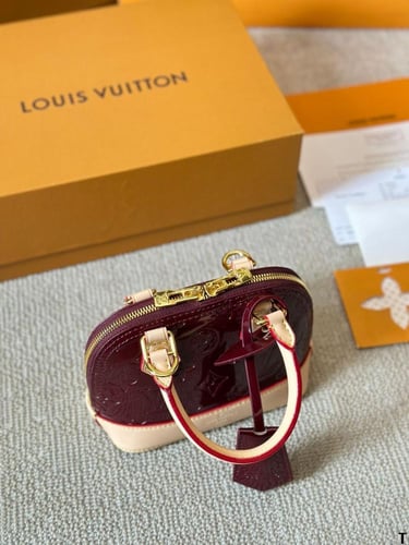 شنطة لويس فيتون ميني الما Alma