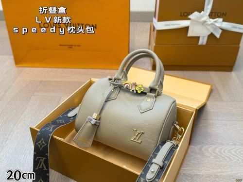 شنطة لويس فيتون speedy (متوفر بعدة الوان)
