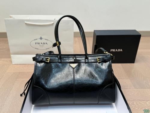 شنطة برادا Softlux حجم كبير 38cm