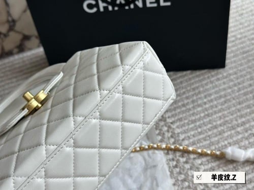 شنطة شانيل كيلي