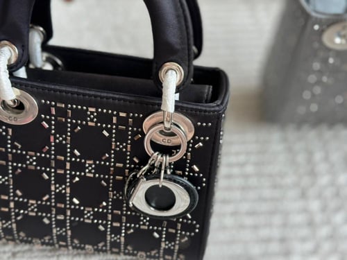 شنطة ليدي ديور Bling Bling