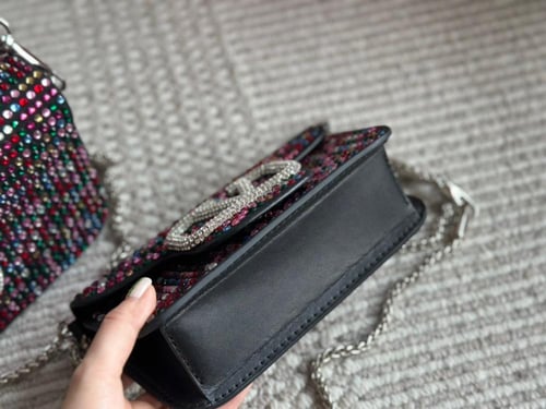 شنطة فالنتينو كريستال