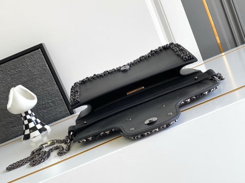 شنطة فالنتينو لوكو كريستال Valentino Loco 27cm