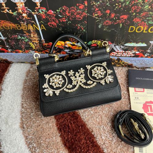 شنطة دولشي اند غابانا D&G