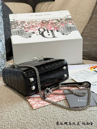 شنطة ليدي ديور Lady Dior