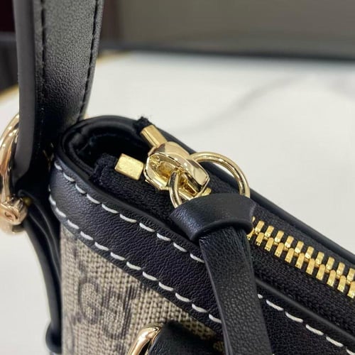 شنطة قوتشي Emblem