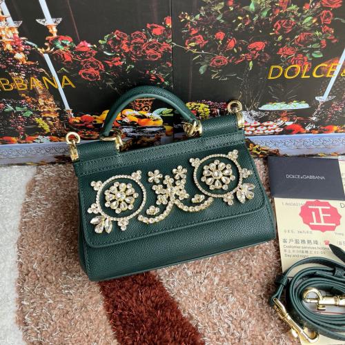 شنطة دولشي اند غابانا D&G